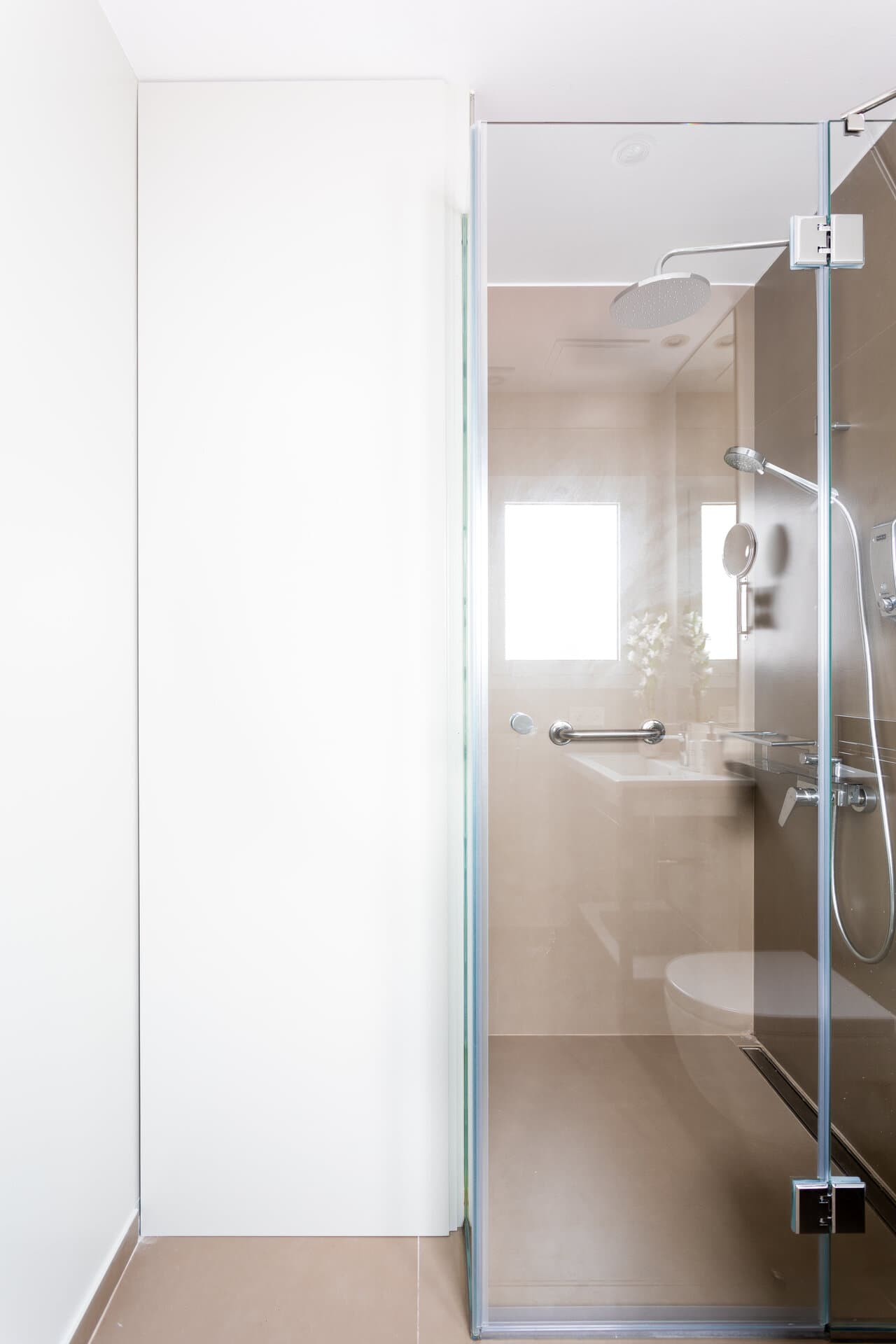 Loft 2E Deluxe Edition — photo 16